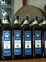 Dea bouteilles de l'huile Extravergine d'Oliva IGP Toscano del Castello di Grotti - Siena